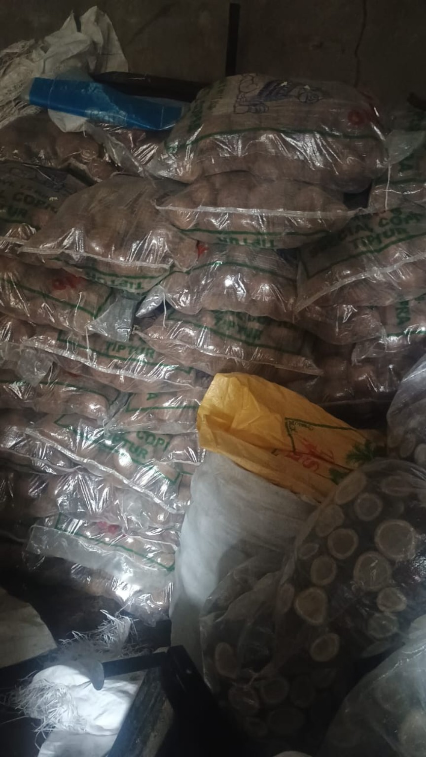TG Trader copra bags in the Arsikere stock location